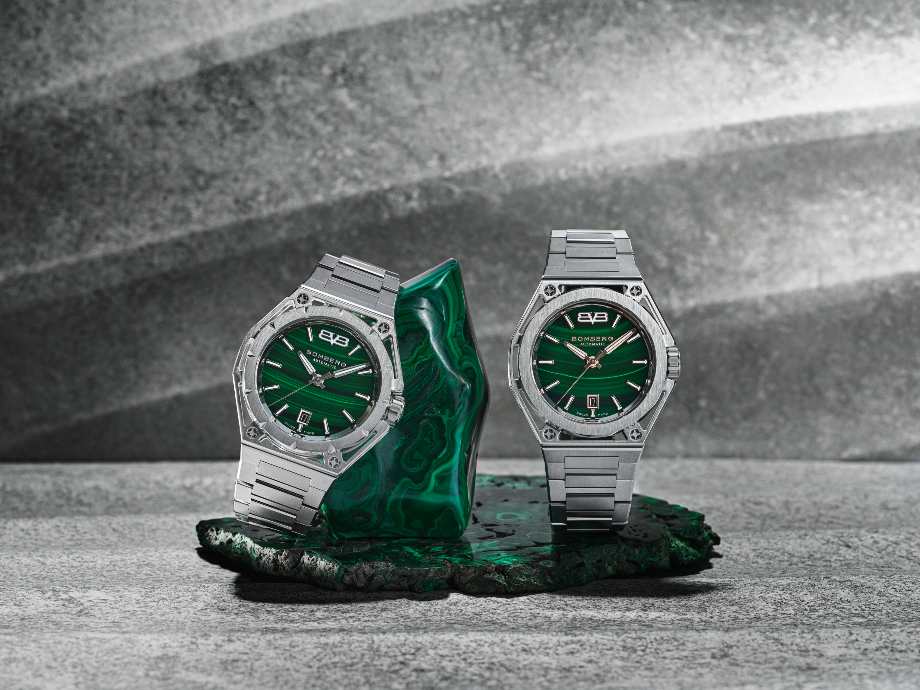 GREEN2WATCHESGROUPLIGHTINGLAYERSV1_1.png