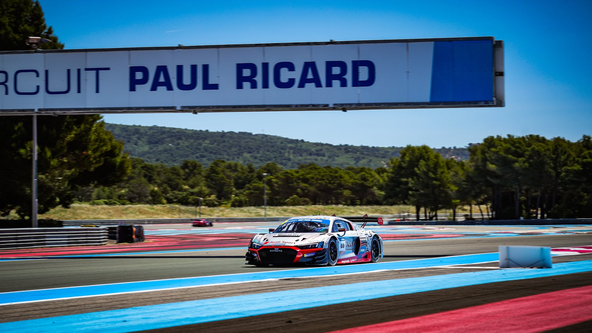 BOMBERG Times the Clock at the Michelin 12H Paul Ricard