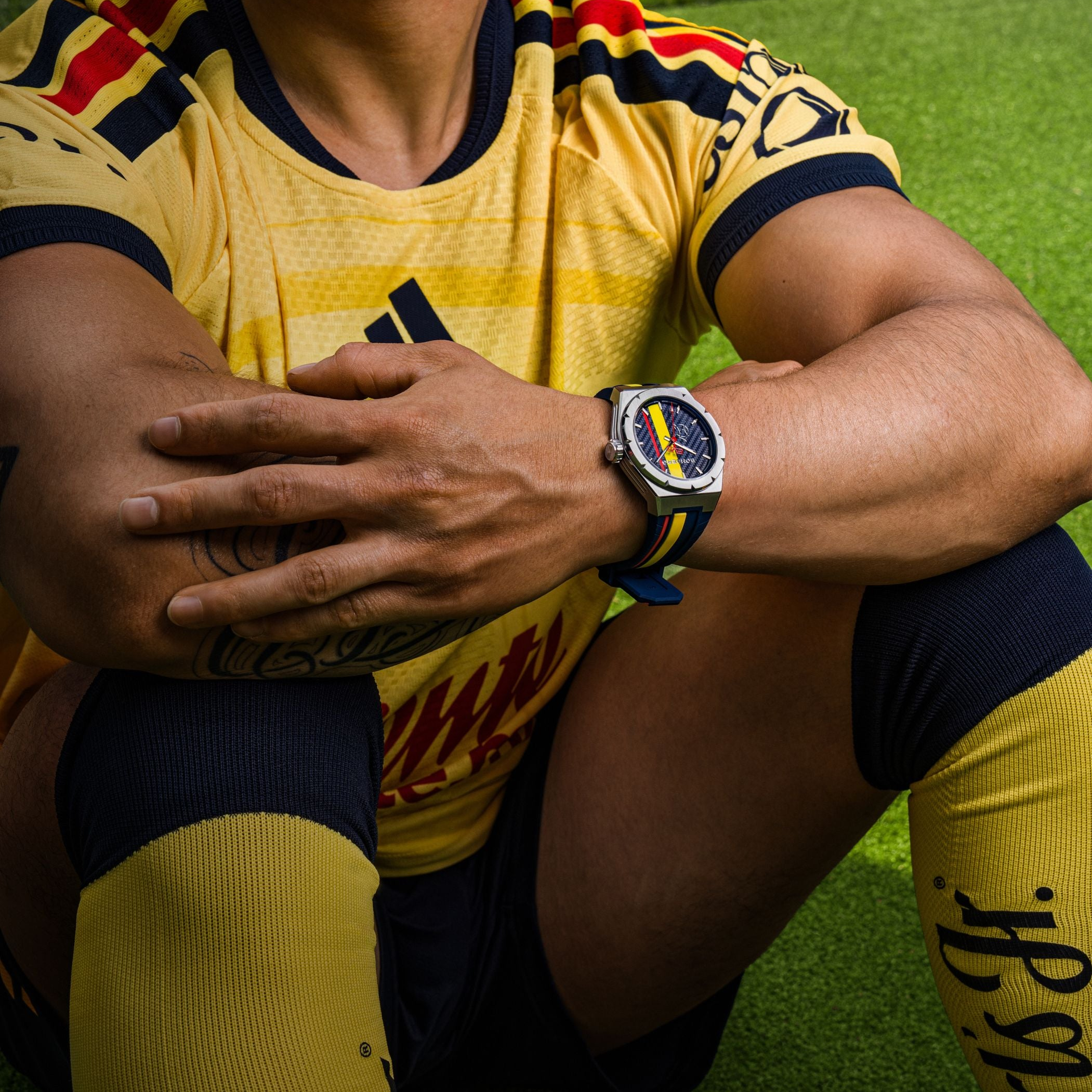 BOMBERG X Club América Edición Limitada 110 Aniversario