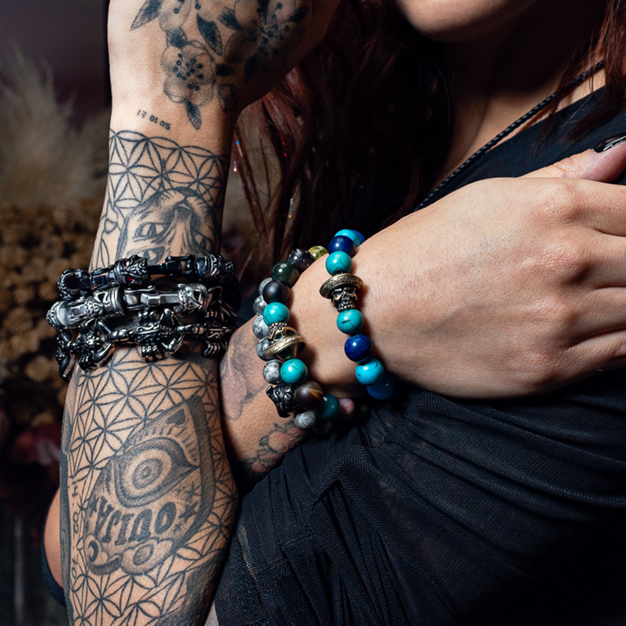 Blue-beads_091b7150-5af3-455f-9c1b-2dc184ce5c61.jpg